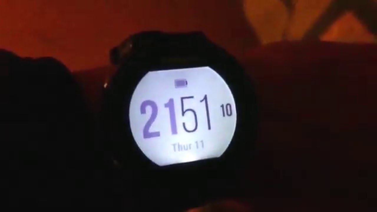 Garmin FR 630 light on wrist turn