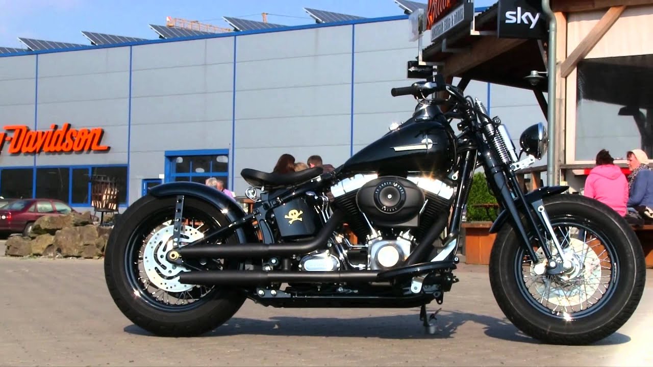 Harley-Davidson Cross Bones customized by Thunderbike