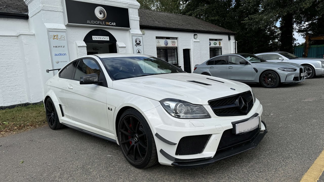 Mercedes C63 Black Series, Huge Audio Upgrade with Apple Carplay.