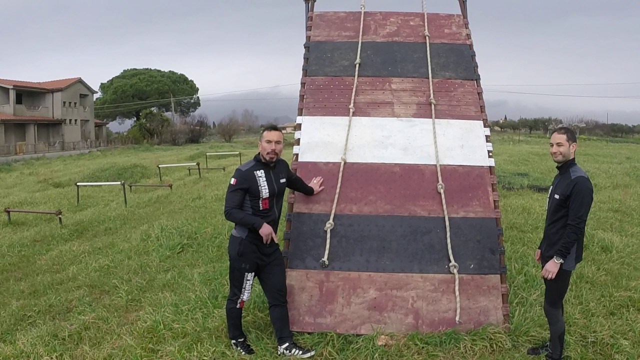 SLIP WALL #MondayMinute tutorial regole ostacoli Spartan Race