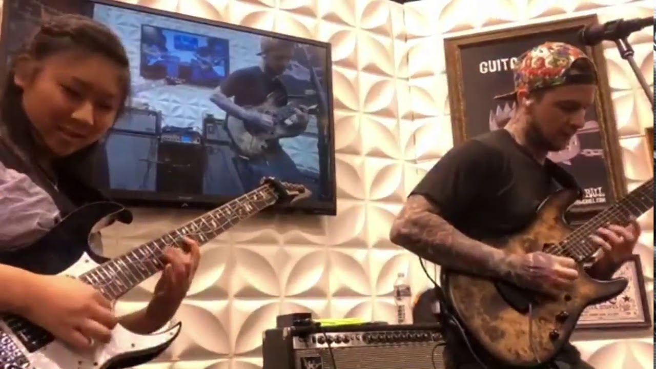Li-sa-X & Jason Richardson AMAZING Guitar Shredding @ NAMM 2019