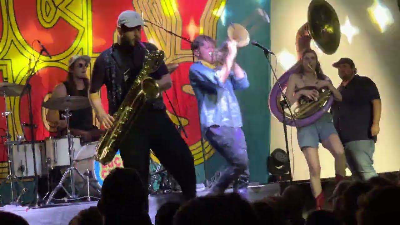 Lucky Chops • Live at Roxy Prague • Funkytown • I Feel Good