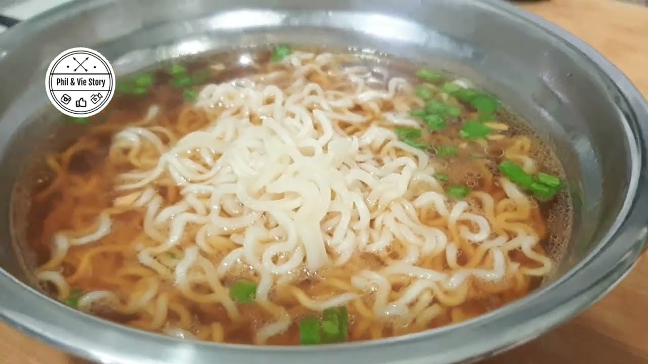 Quick Comfort Food: Healthier Instant Noodle Soup