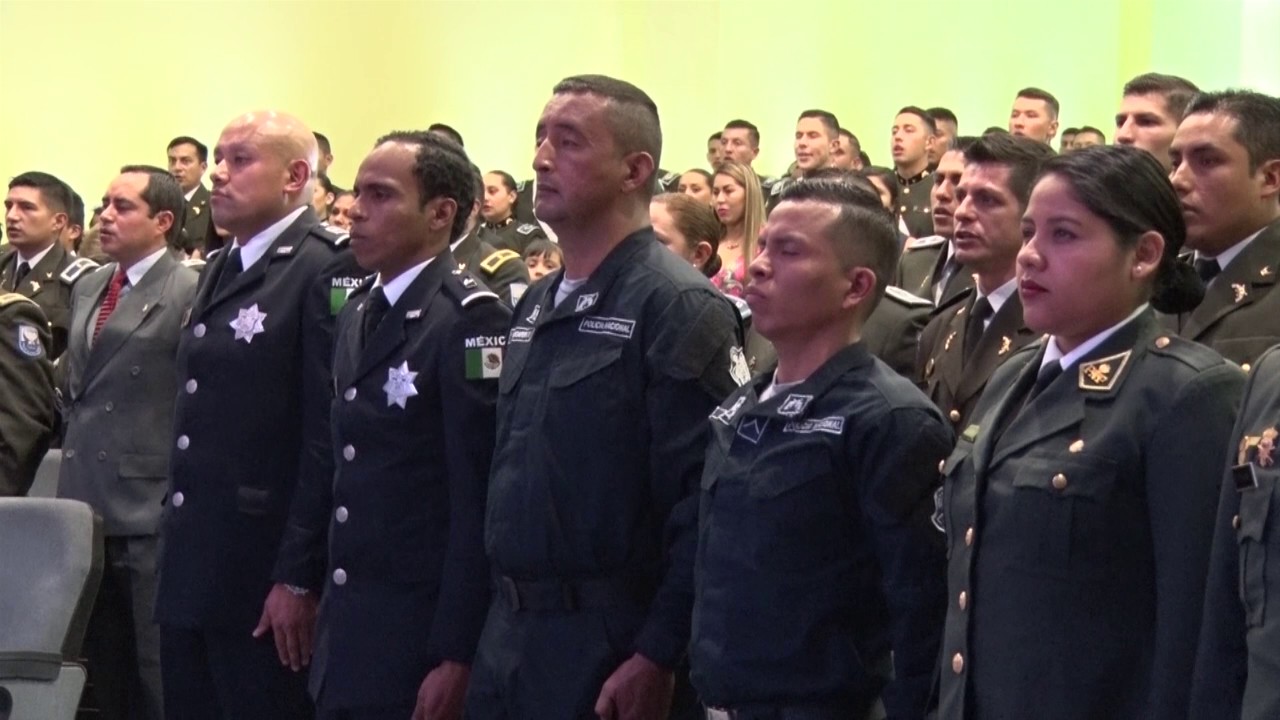 52 uniformados se graduaron en el sexag&eacute;simo tercer curso antidrogas