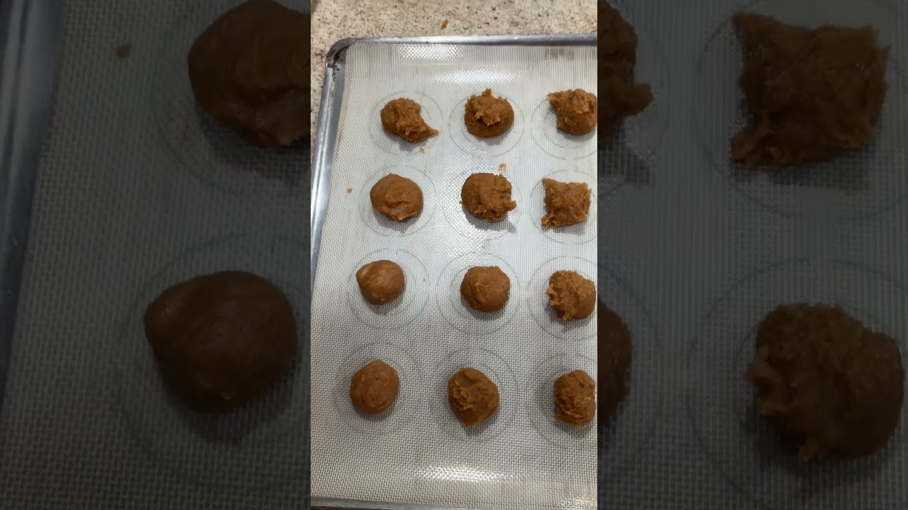 Easiest Cookies Ever! #fypシ゚viral #cookies #baking #easycookies #ytshorts #easyrecipe