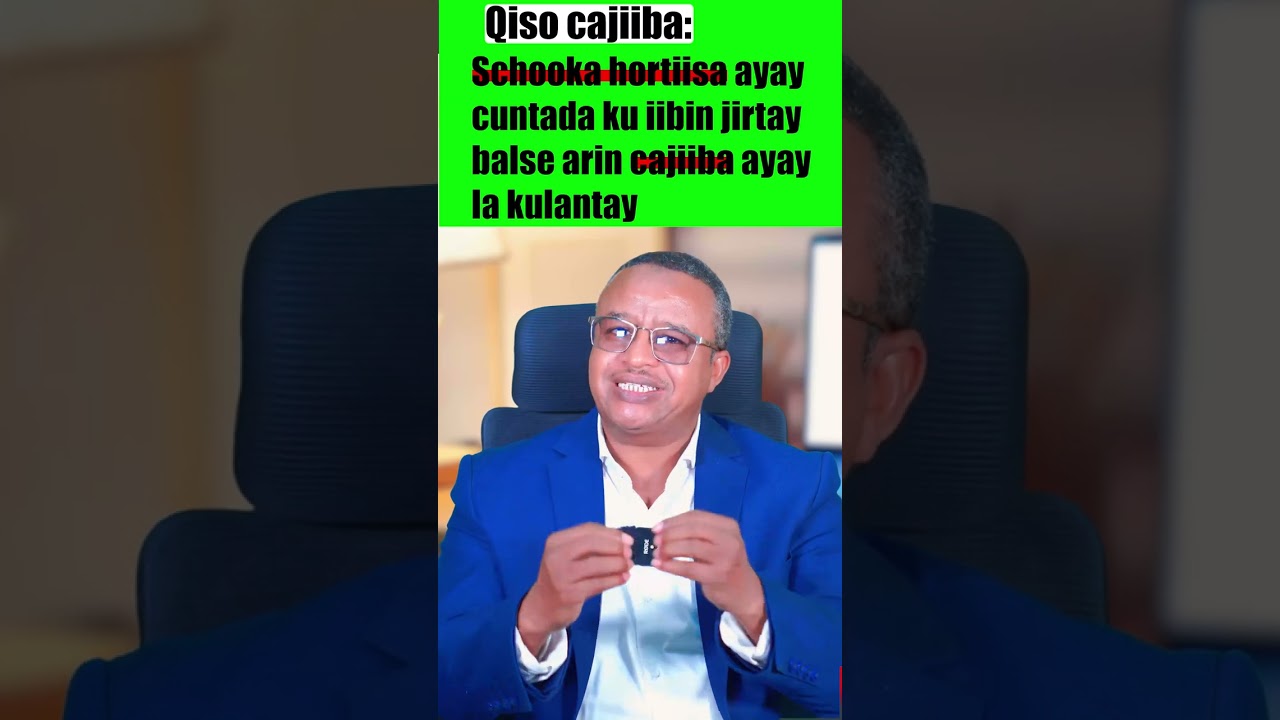 Schoolka hortiisa ayay cuntada ku iibin jirtay,balse arin cajiiba ayay la kulantay.