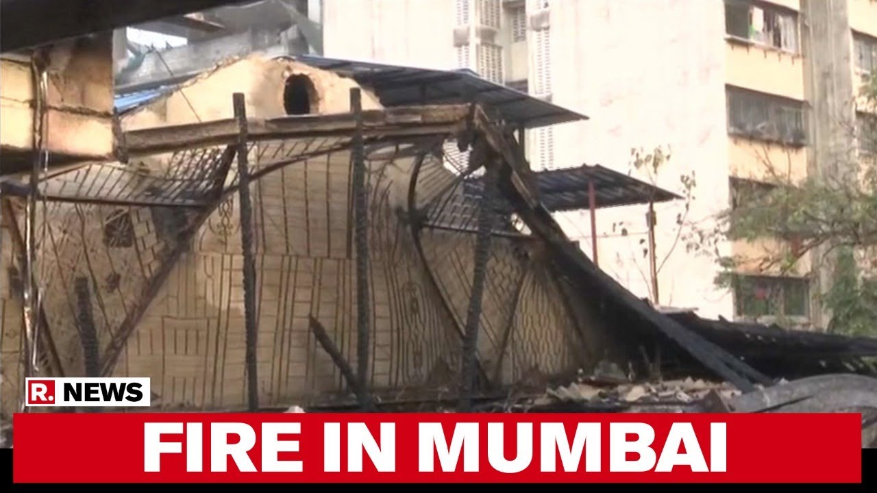 Massive Fire Breaks Out At A Clothing Shop In Mumbai's Dadar
