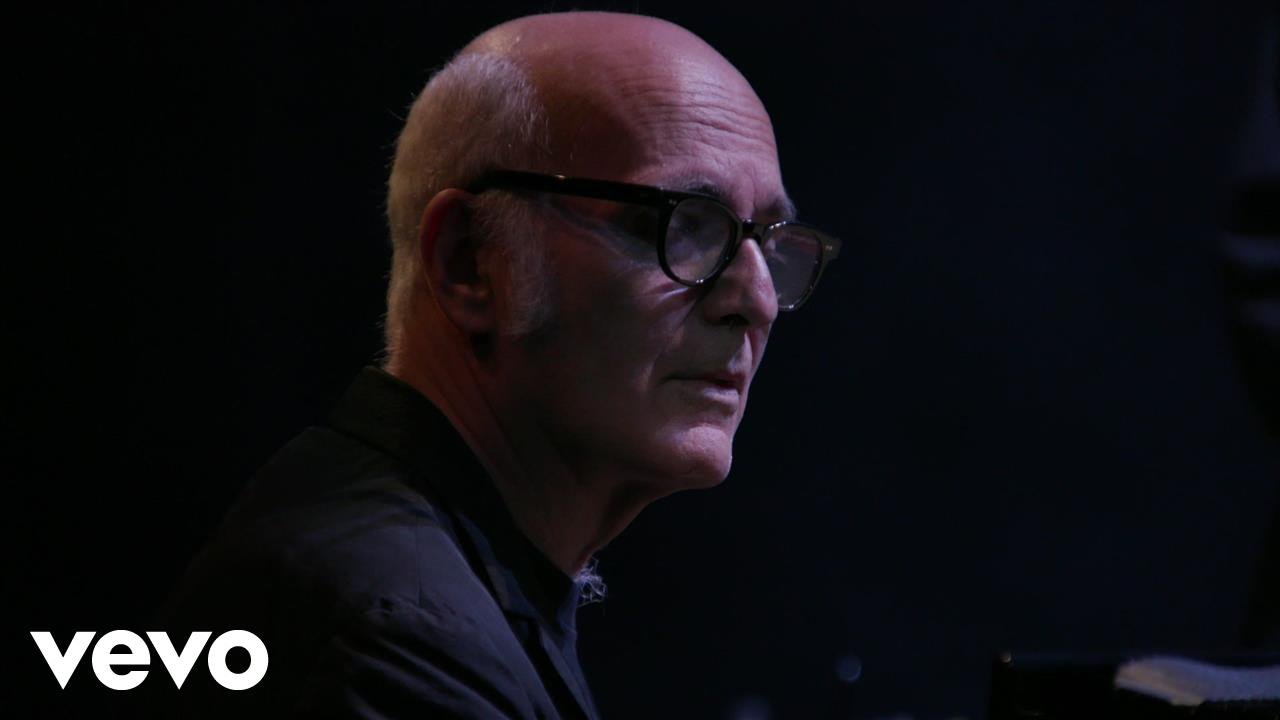 Ludovico Einaudi - Drop (Live In London / 2016)
