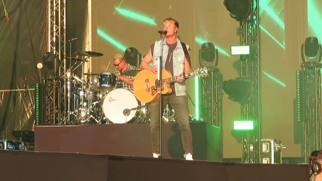Kiss Goodbye - Sunrise Avenue @ Telia 5G Areena, Helsinki