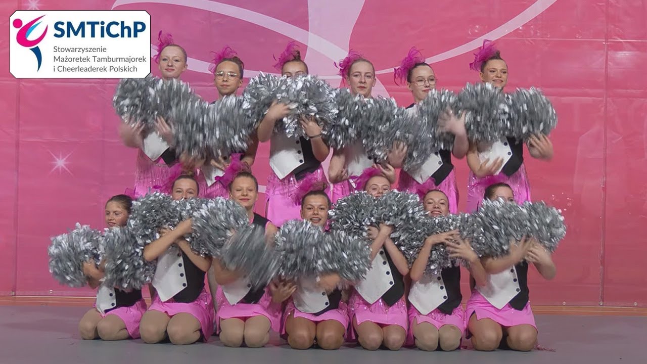 FORMACJA POM POM – O-MEGA FRESH 1 Ozimek 👧 Juniorki Scena – Mistrzostwa Polski Mażoretek SMTiChP