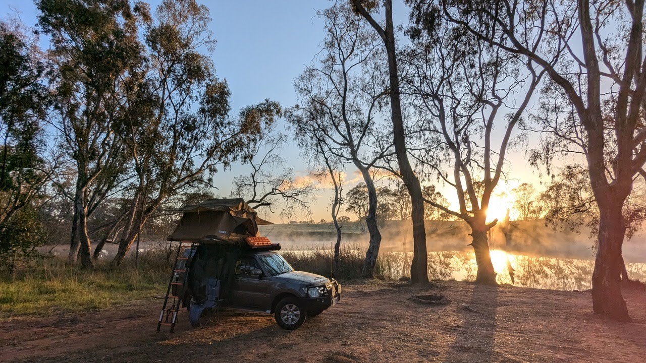 Testing out the Pajero and its rooftop camping setup. (Stu's desert odyssey part 0.1)