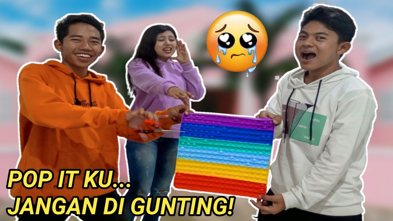 POP IT BIAN DIGUNTING😱, KENAPA YA? | Mikael TubeHD