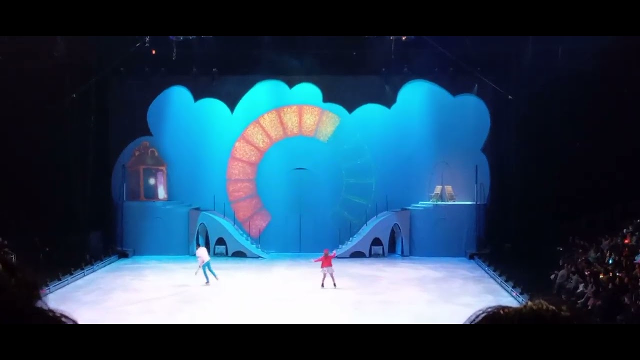 DISNEY ON ICE!! (WARNING!!! This is NOT the full vid so watch it fully on a different channel)