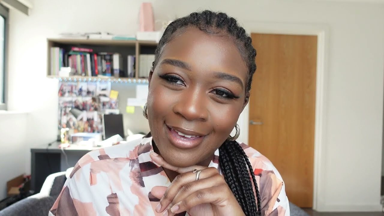 STORYTIME | IL SORT AVEC LES COPINES DE TOUT SES POTES