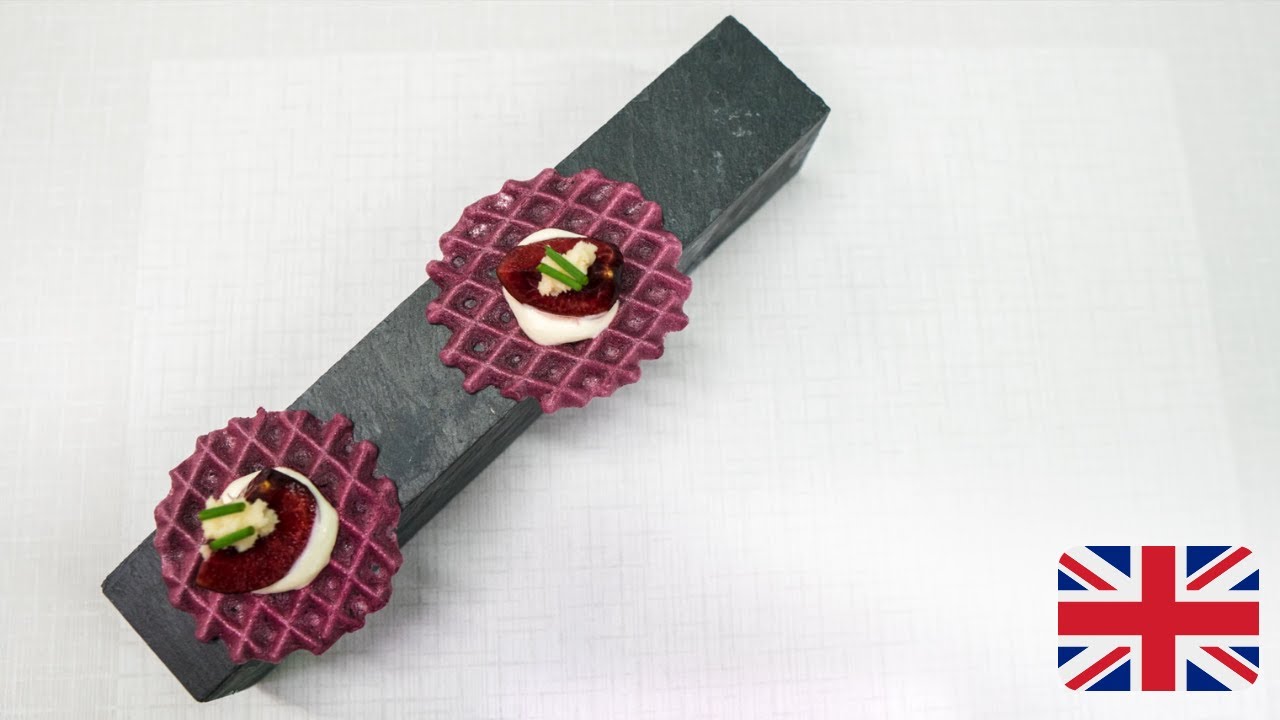 [RECIPE Les vergers Boiron] Molded black cherry meringue