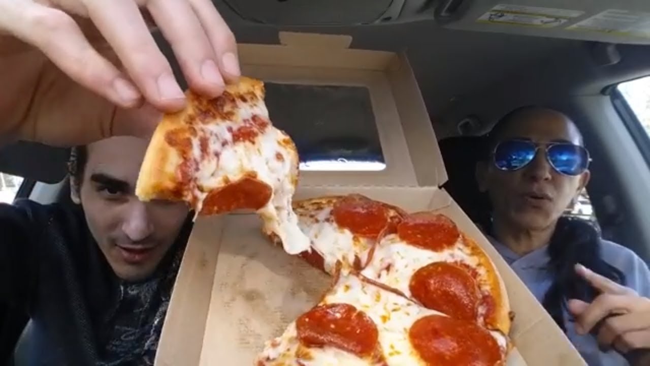 Pizza Hut Personal Pan Pepperoni Pizza Fast Food Review