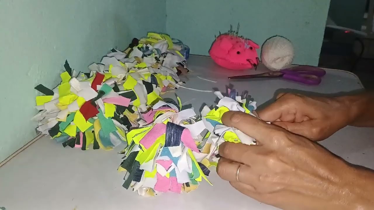 Como fazer um boneco com retalhos - passo a passo
