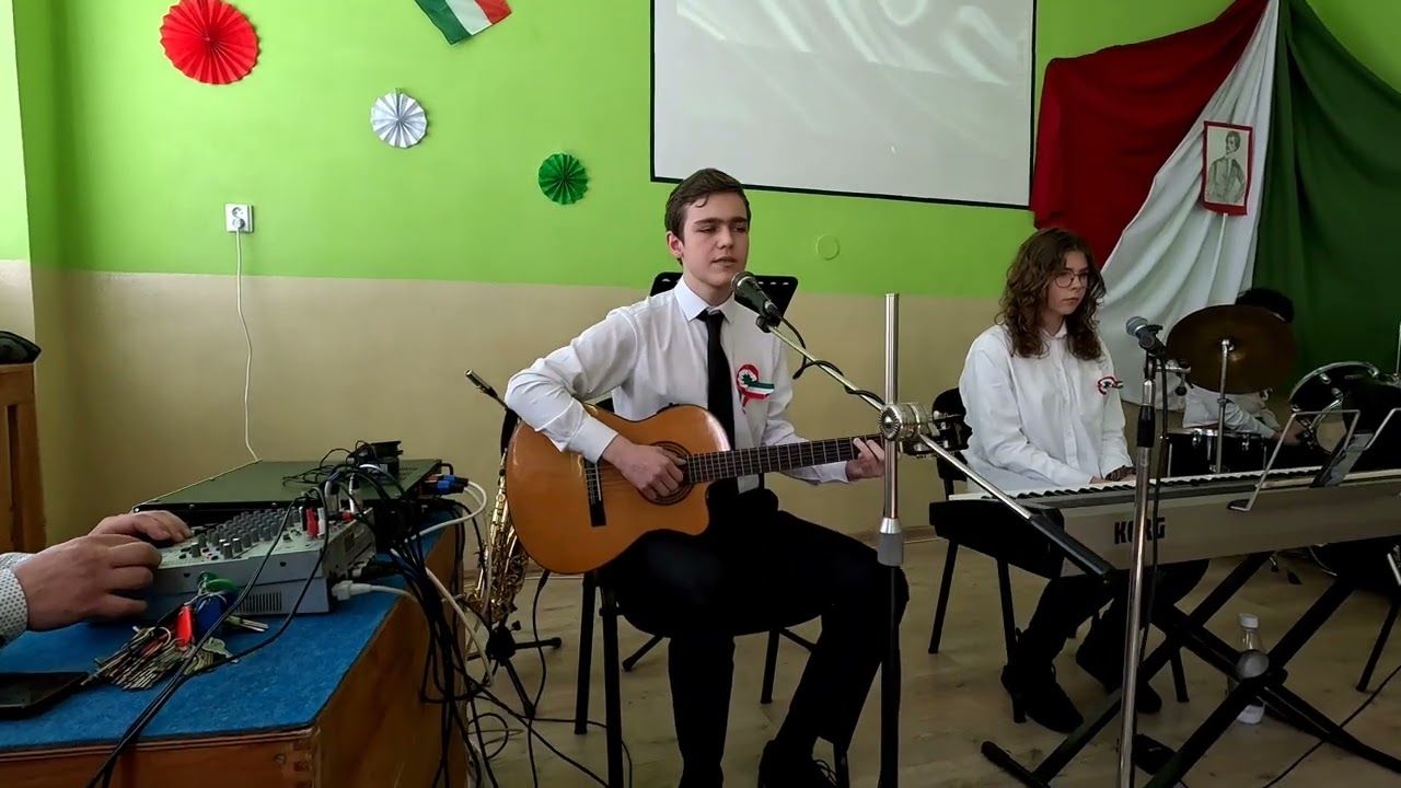 Ünnepi műsor - Molnár Mátyás - Ha én rózsa volnék (Bródy János)
