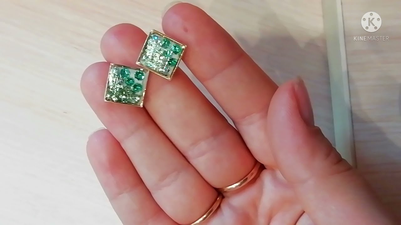 украшения из смолы уф,серьги гвоздики своими руками.