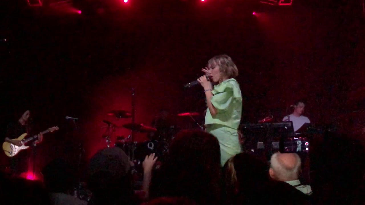 Grace Vanderwaal - Stray Live from The Observatory, Santa Ana, CA, USA