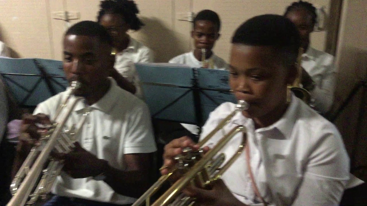 LBB with award winning conductor, I mean if I were to judge, he is top on interpersonal skills,