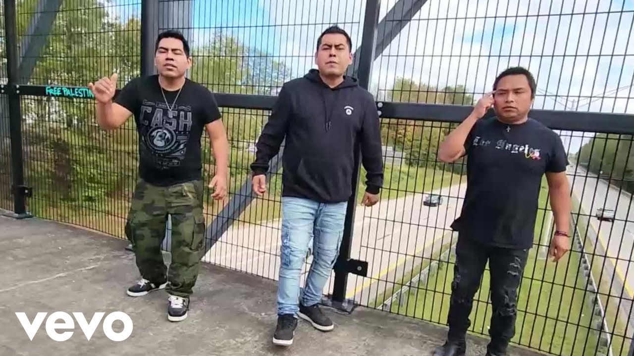 GRUPO ZONA ALTA DE OAXACA - LA CHILENA BELICA (Lyric Video)