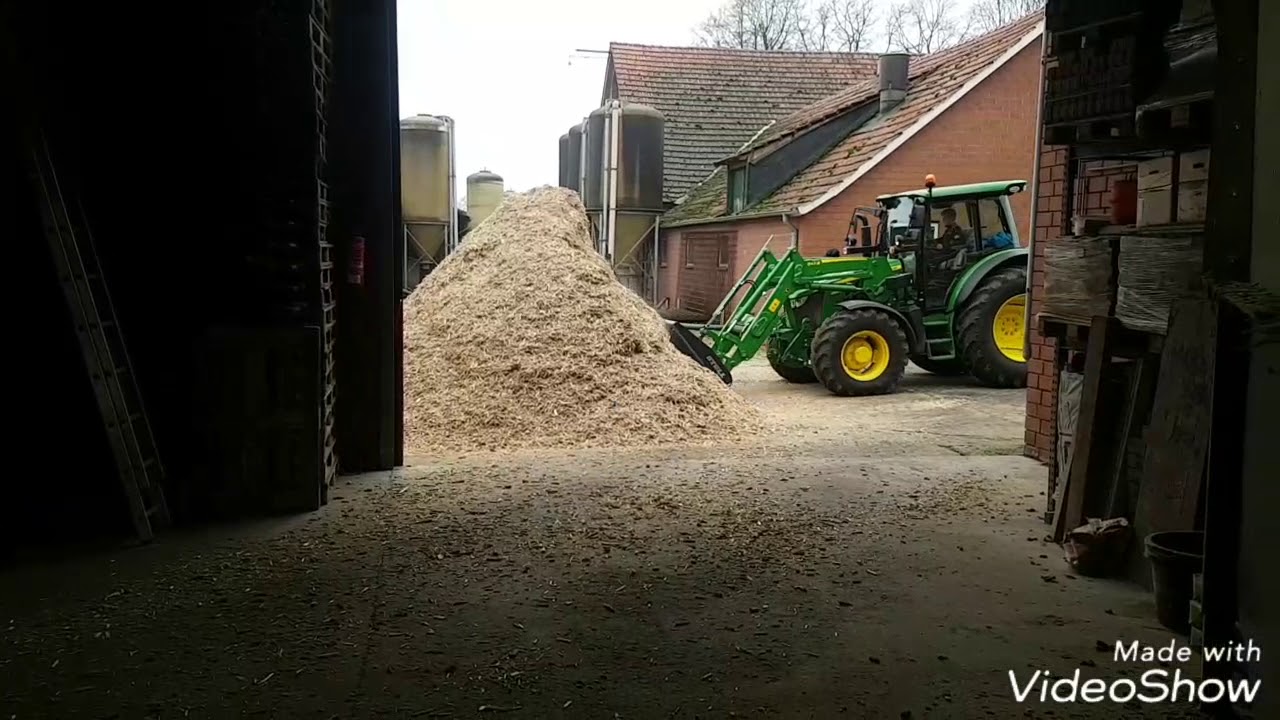 John Deere 5115R  #4