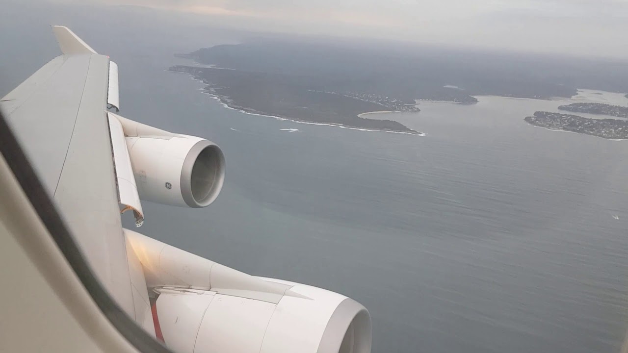 Takeoff & Landing in a Qantas 747 & RARE 747 FLIGHT DECK PICTURES.