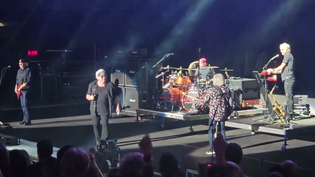 Working for the Weekend - Loverboy @ Shoreline Amphitheater Mountain View, CA 8.24.2023