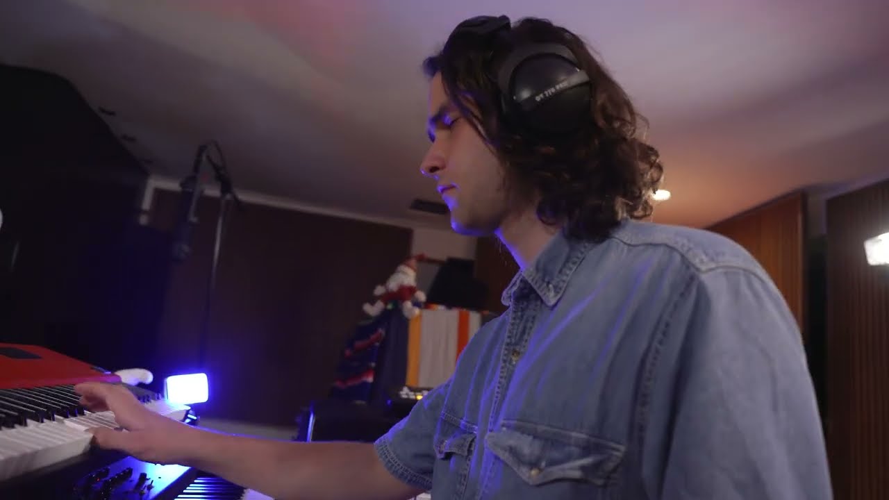 Clive - Nightcrawlers Reprise