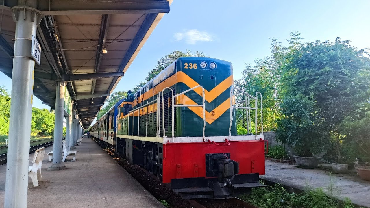 SGR 88:Những đoàn tàu từ ga Tuy Hòa đến ga La Hai vào các ngày giữa tháng 7.(Tập 56)