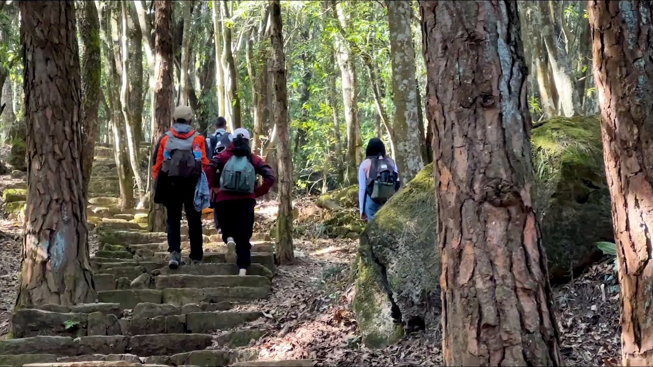 6 easy family hiking destinations in Kathmandu