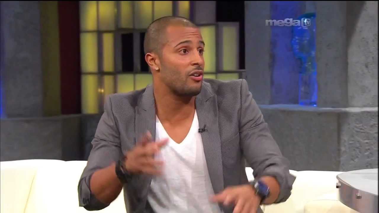 Cantante Elijah King Entrevista en Esta Noche Tu Night (1-17-12)