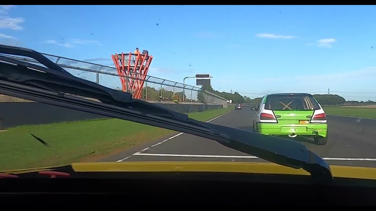 Castle Combe Hot Hatch - Final Race 2022
