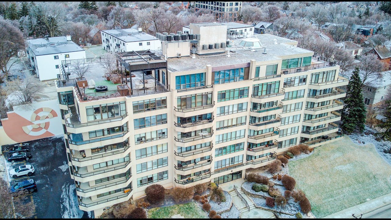 2 Lancaster Street East in Kitchener