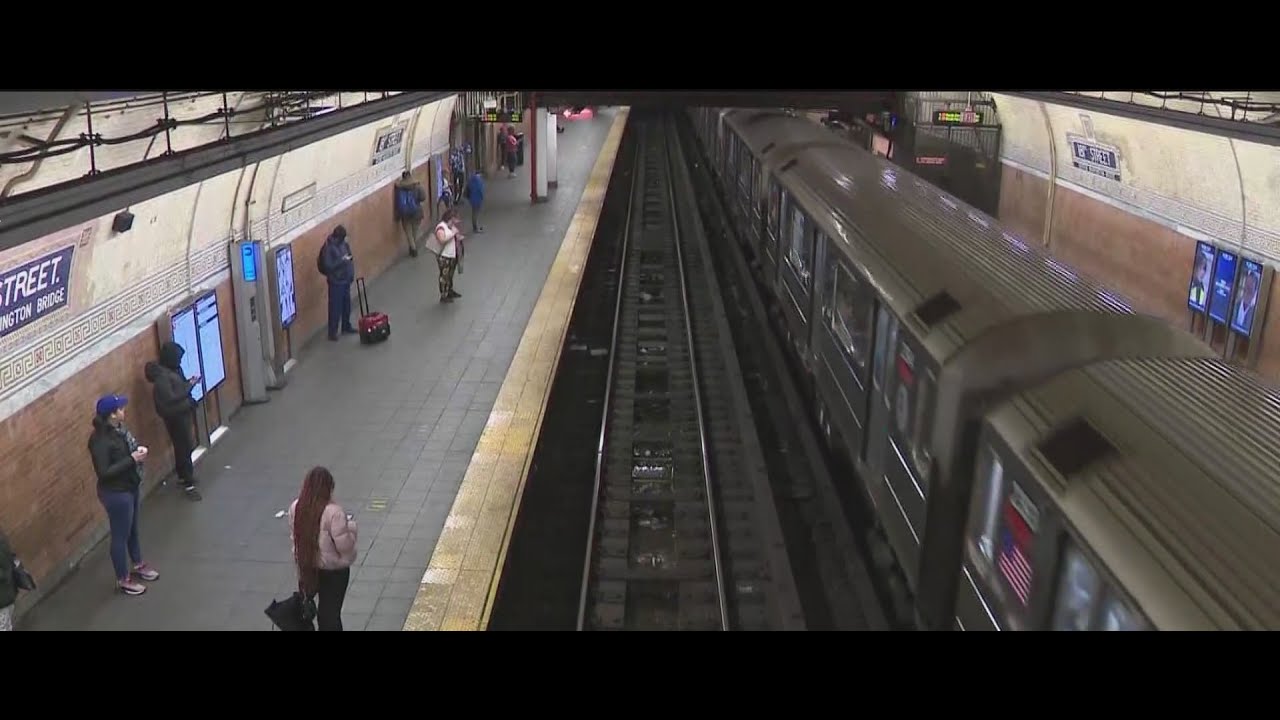 $34M federal funding cut could threaten NYC subway safety: Gov. Hochul