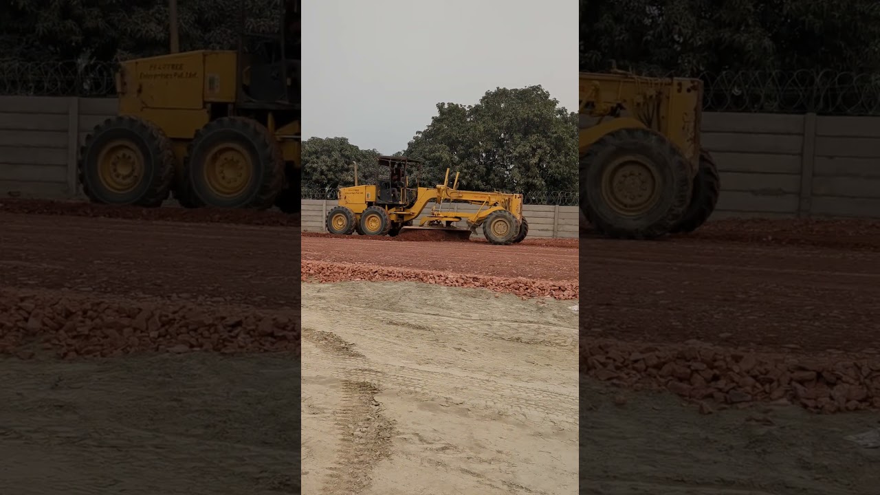 Grading the sub base#civilengineering#information#viralshorts#construction#project#grader#live#gsb