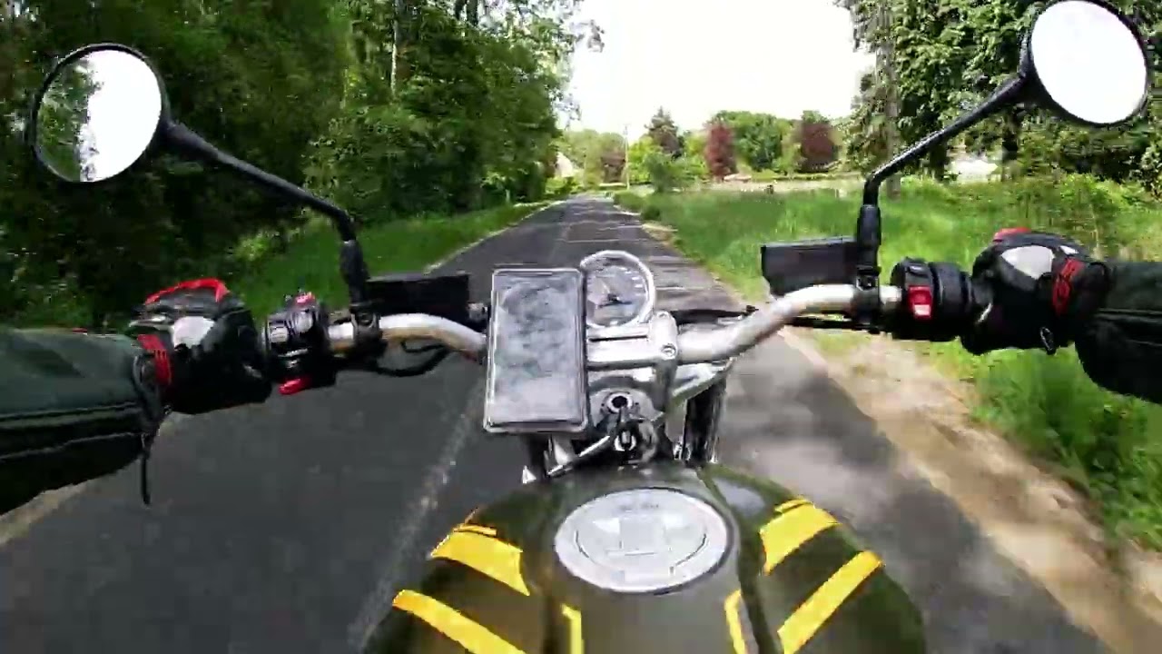 BMW R nineT Scrambler - Chill ride in France (Loire valley)