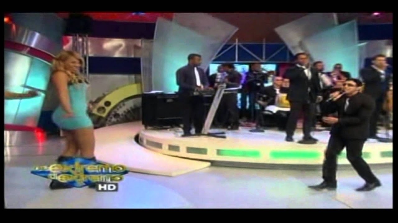Gabby D'Extremo a Extremo 02-20-13