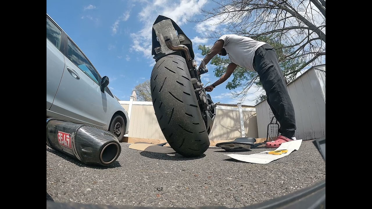 2007 ZX6R Straight Pipe (Sound Check)