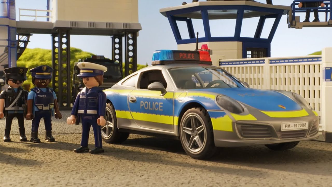 New Police Car 🚓 | Playmobil English | Made For Imagination