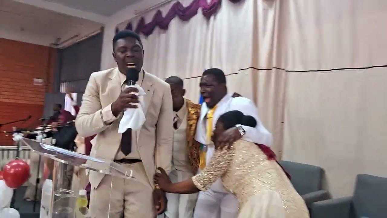 Men kòman sa te ye nan  11 anniversaire  Église Eben-ezer são miguel do oeste