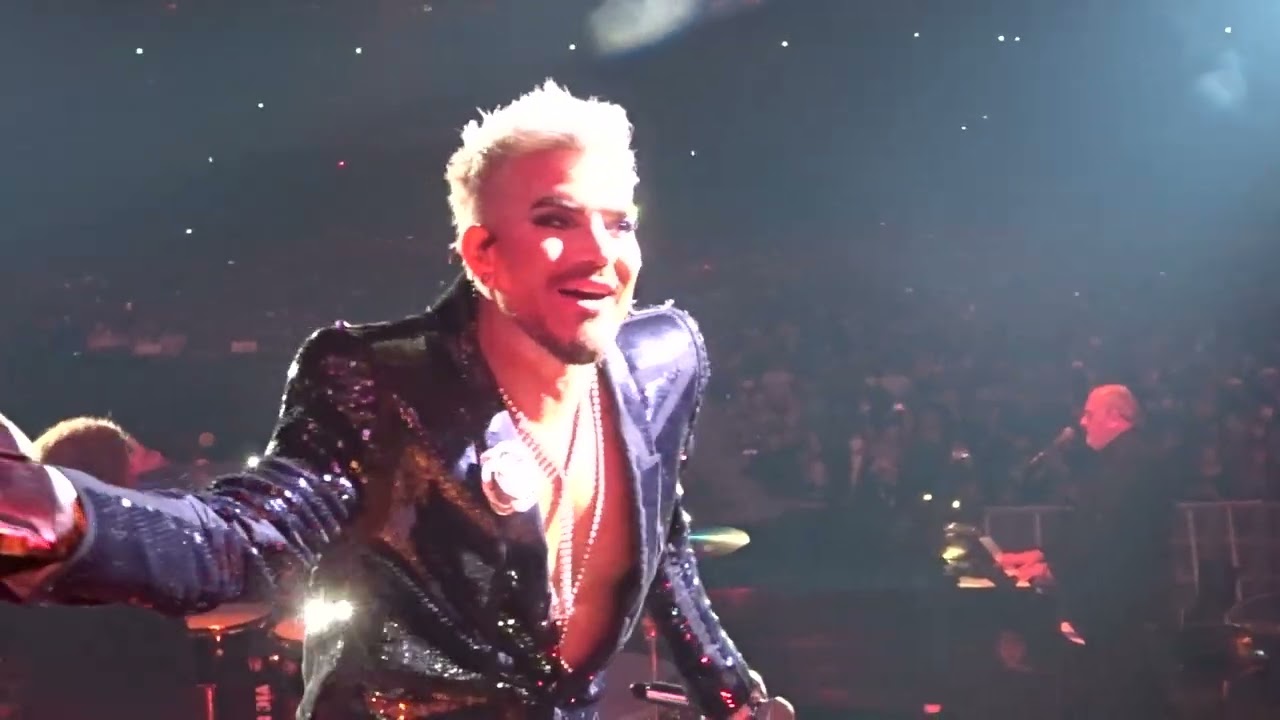 Queen + Adam Lambert Osaka  A Kind of Magic