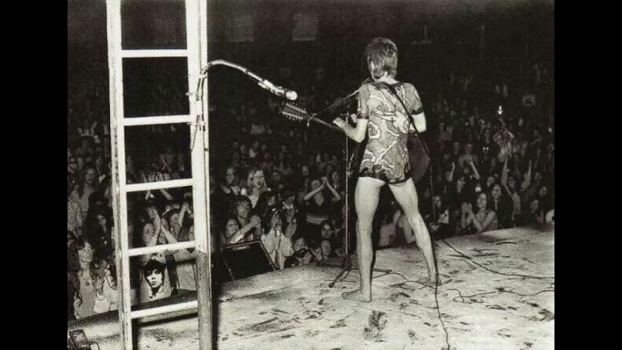 David Bowie - My Death (Live 1972, Rainbow Theatre)
