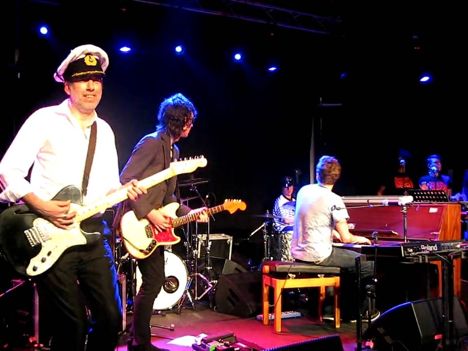 Gorillaz - Clint Eastwood - Cambridge Junction 23/03/2010