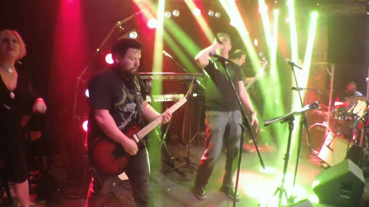 Flamezone - Killing in the name (Rage Against The Machine cover)
