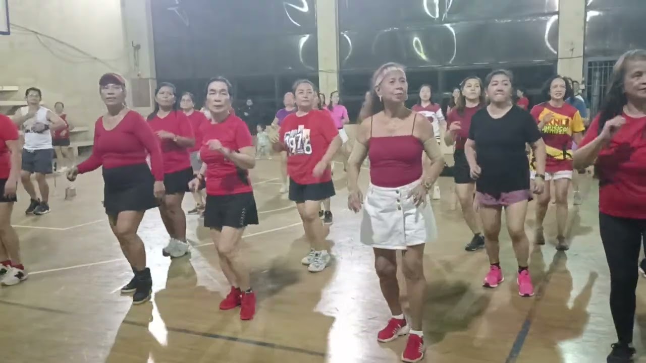 @knlphysicalfitness1425 Monday zumba with ZIN Romer. Music belongs to the rightful owner 