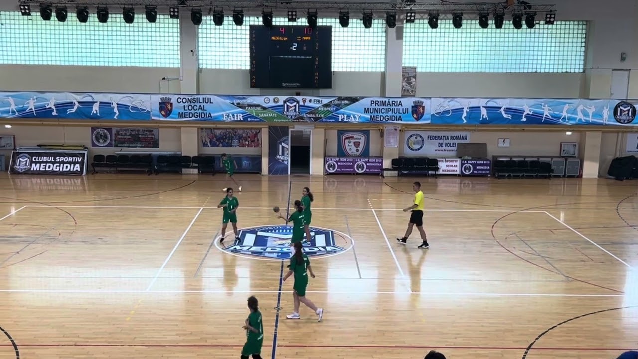 C.S. Happy Kids Medgidia Junioare 3 - HC Omer Junioare 3 Repriza 1 Meci handbal feminin Etapa 1