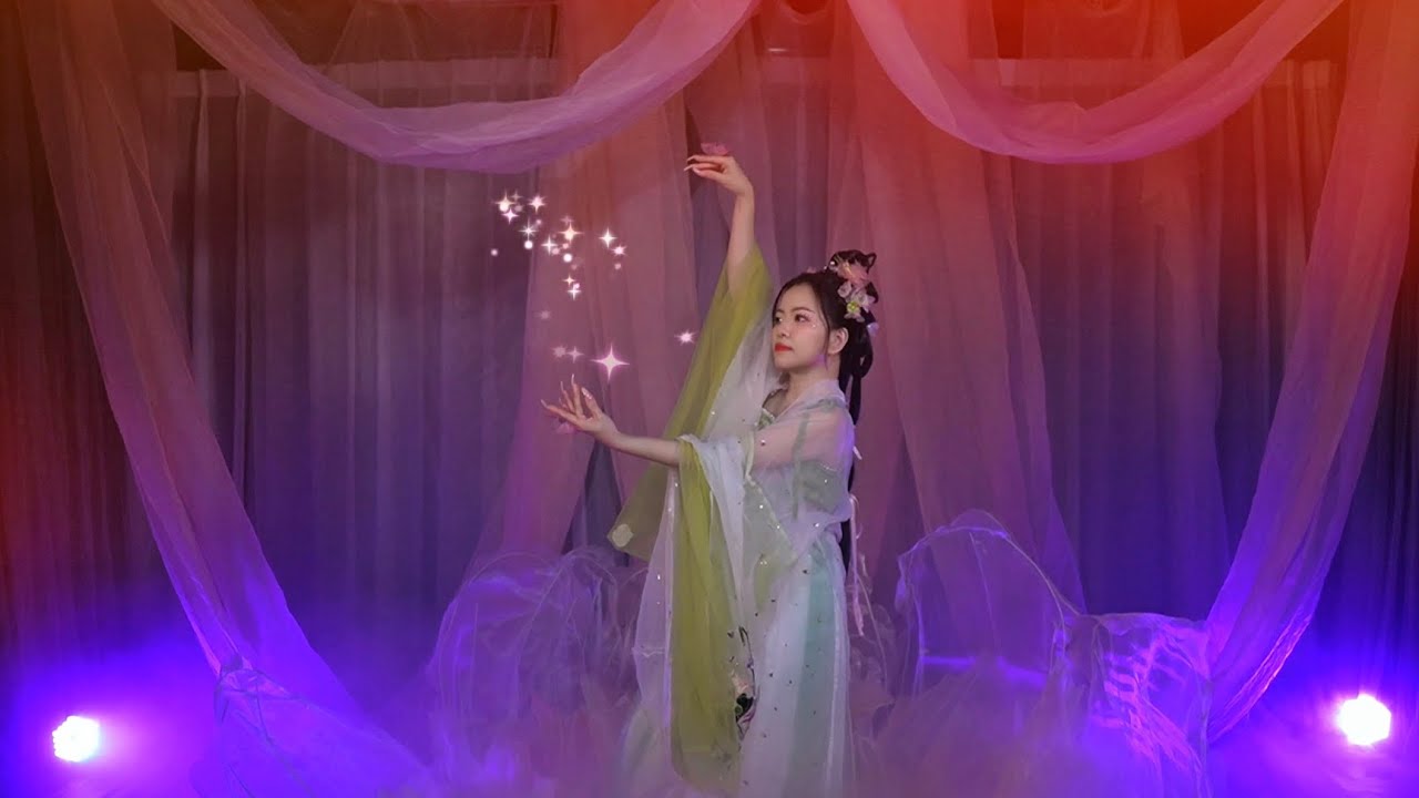 Hoa Thần - Múa cổ trang