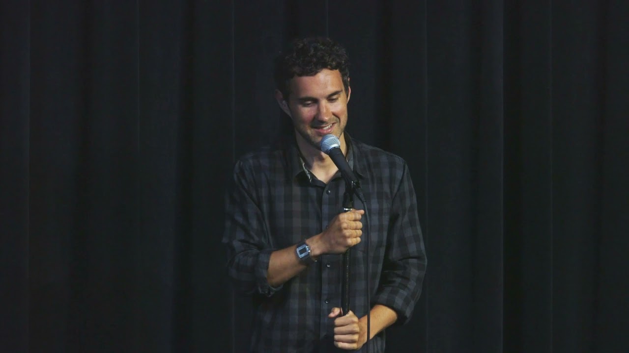 Неловкое взаимодействие в толпе в Нэшвилле - Марк Норманд